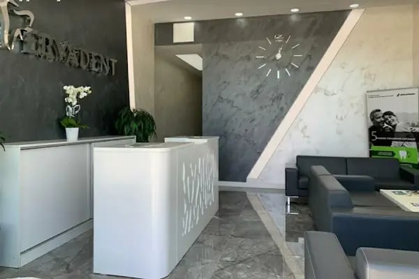 Eryadent Ağız ve Diş Sağlığı Polikliniği - Resim 1