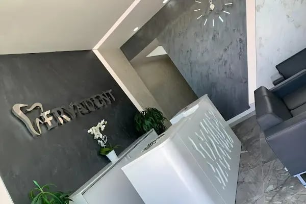 Eryadent Ağız ve Diş Sağlığı Polikliniği - Resim 15