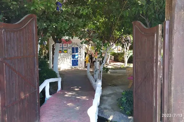 Yesilköy sakli bahce - Resim 6