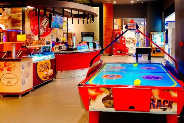 Playpark&Bowlingo Avlu34 AVM - Resim 3
