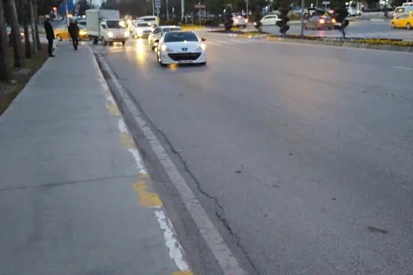 Kuveyt Türk Avcılar Şubesi - Resim 11