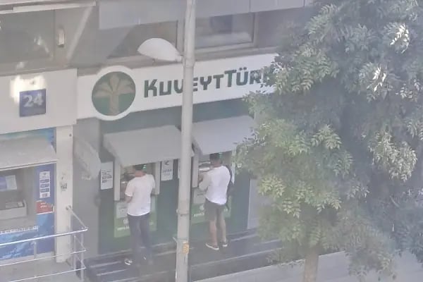 Kuveyt Türk Avcılar Şubesi - Resim 8