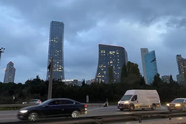 Fenerbahçe Üniversitesi - Resim 5