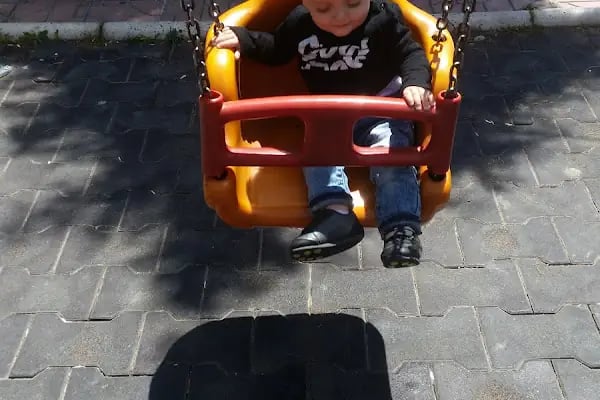 Manisa Gençlik Parkı- (Gençlik Cafe) - Resim 11