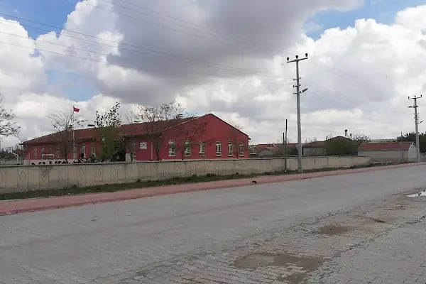 Akıncılar Ortaokulu - Resim 2