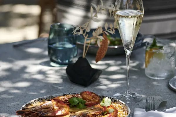 Osman's Place Pestaurant - Resim 6