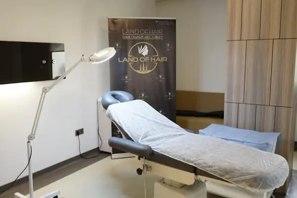 Land Of Hair - Hair Transplant Center / Istanbul Hair Transplant Center in Turkey - Resim 3