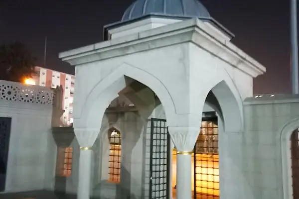 Hz. Aişe Cami - Resim 8
