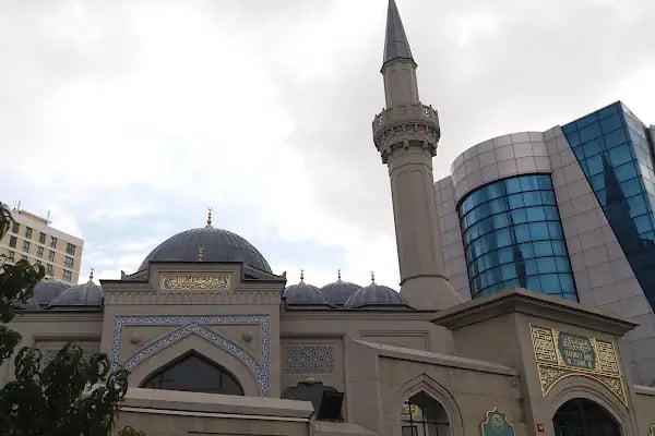 Hz. Aişe Cami - Resim 19