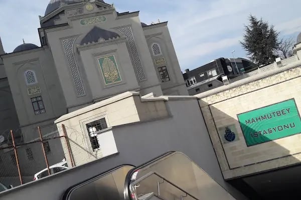 Hz. Aişe Cami - Resim 20