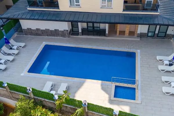 Meltown Hotel &amp; Lounge - Resim 10