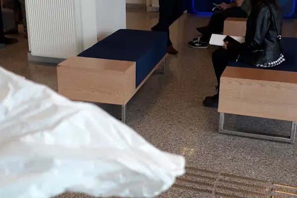 Yapı Kredi - Firuzköy Şubesi - Resim 2