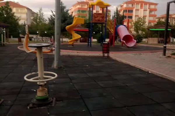 Dinlenme Çocuk Ve Cafe Parkı - Resim 1