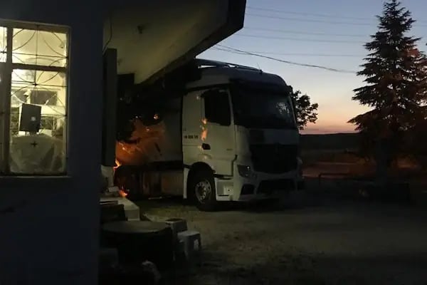 Hikmet ERTURUN İbişoğlu Petrol Tarım Turizm (termopet) - Resim 2