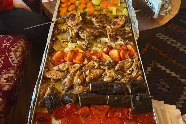 T.C Elmadağ Belediyesi Köy Konağı - Resim 3