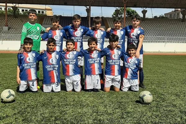 ÇAYIROVA GÜZELTEPESPOR FUTBOL AKADEMISI - Resim 18