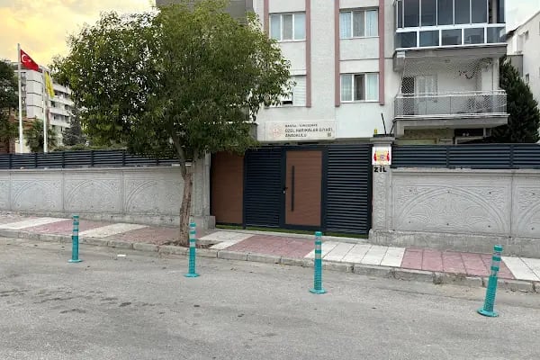 ÖZEL HARİKALAR DİYARI ANAOKULU - Resim 4