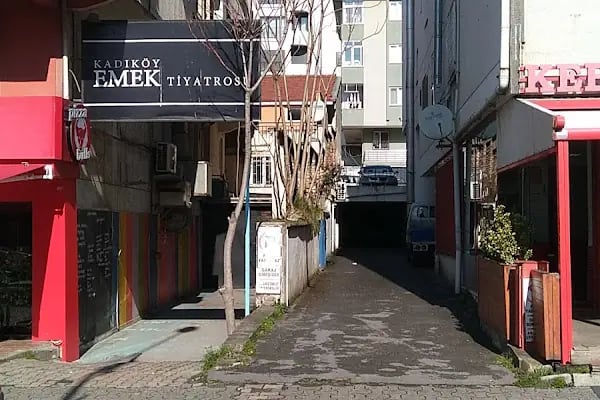 Kadıköy Emek Tiyatrosu - Resim 3