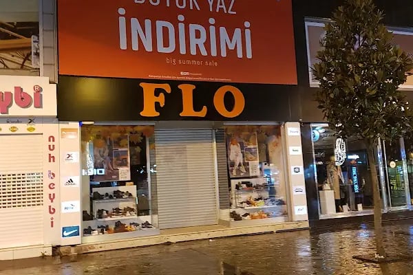 FLO Adapazarı Çark Cadde Mağazası - Resim 18