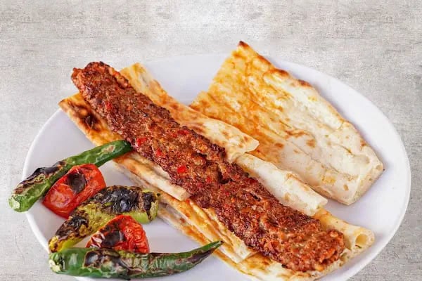 Kolotoglu Ahmet Usta Köfte-Balık - Resim 3