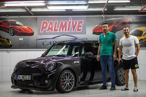 Palmiye Oto Yıkama Kuaför - Resim 1