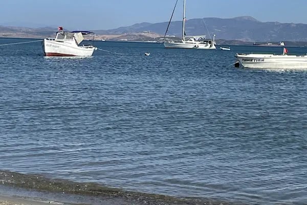 Çandarlı halk plajı - Resim 2