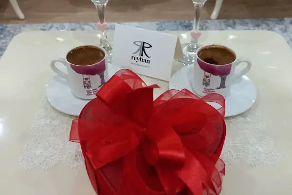 Reyhan Pastanesi - Agora - Resim 20