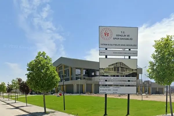 Konya Olimpik Yüzme Havuzu - Resim 8