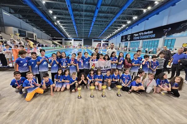 Konya Olimpik Yüzme Havuzu - Resim 13