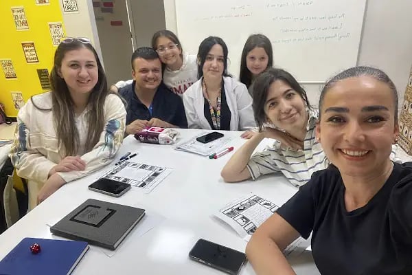 ELAC - English Lingual Academics - Resim 12