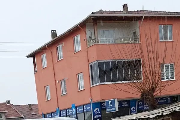 ELVAN KUAFÖR VE GÜZELLİK SALONU - Resim 2