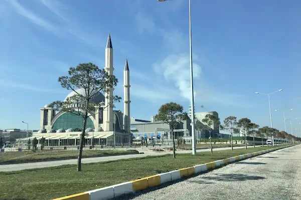Hacı İsmail-Hafız Güzide Uğur Camii - Resim 16