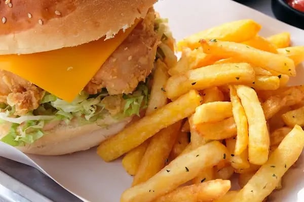 Menzara Restaurant &amp; Cafe - Resim 16