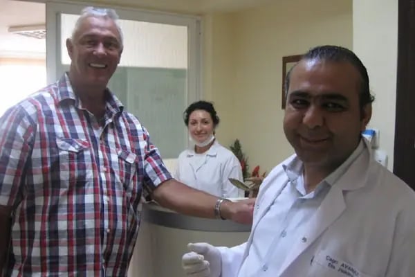 Tandlæge i Tyrkiet, Tandlæge i Alanya. DR. Çağrı AVANAZ - Resim 10