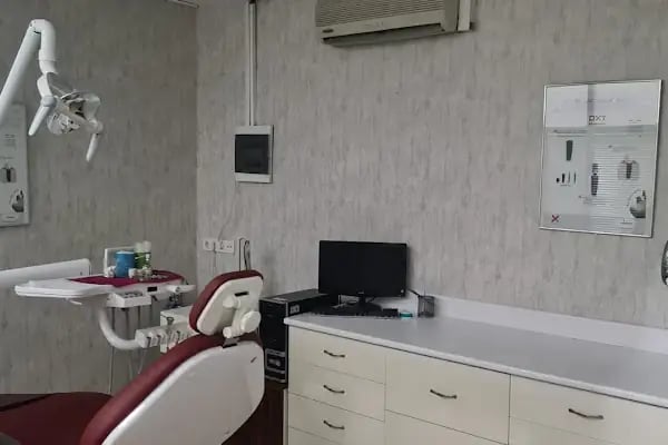 Rosedent Ağız ve Diş Sağlığı Polikliniği - Resim 3