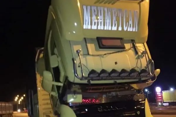 SNZ OTO ELEKTRİK VE YOL YARDIMM - Resim 4