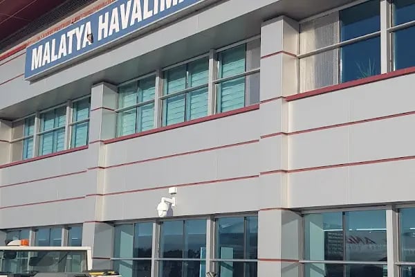 Malatya Erhaç Airport - Resim 7
