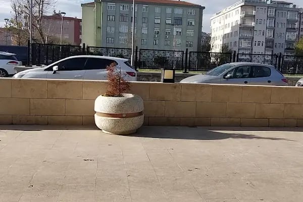 İstanbul Büyükşehir Belediyesi Bahçelievler Yüzme Havuzu - Resim 8