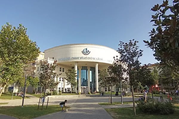 Hasan Nail Canat Bilgi Evi ve Kültür Merkezi - Resim 18