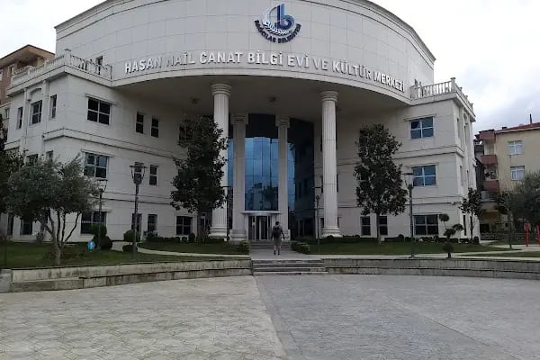 Hasan Nail Canat Bilgi Evi ve Kültür Merkezi - Resim 1