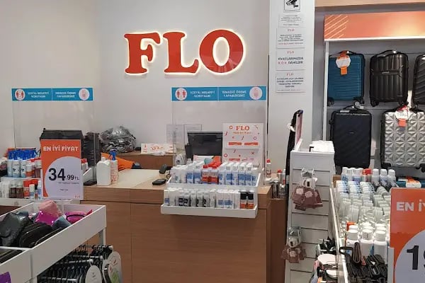 FLO Kenan Evren Cadde Mağazası - Resim 4