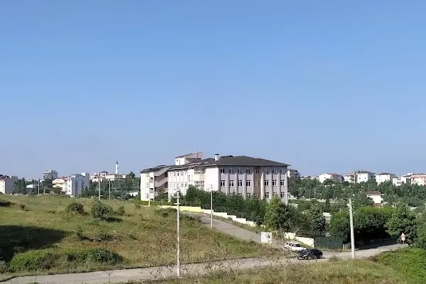 Şehit İlhan Küçük Solak Anadolu Lisesi - Resim 2