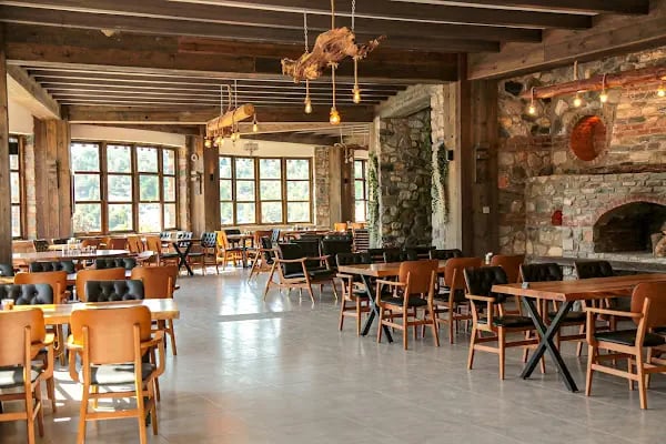 Kırlangıç Sofrası Taş Restaurant - Resim 2