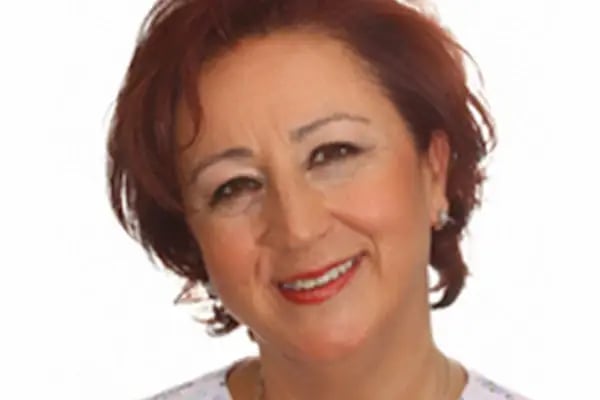 Aykaç Diş Kızılay - İmplant ve Ağız Sağlığı Klinikleri - Estetik Ortodonti Laminate Invisalign Protez - Resim 4