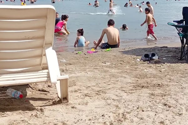 Bademli Halk Plajı - Resim 10