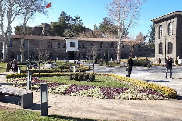 Dinlenme Ve Çocuk Park - Resim 1