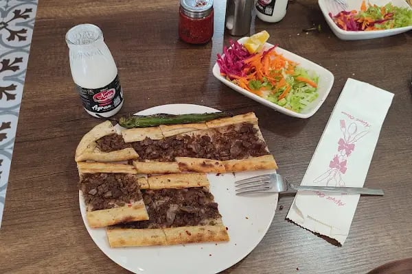 Meşhur Öz Tokatlılar Pide Salonu - Resim 4