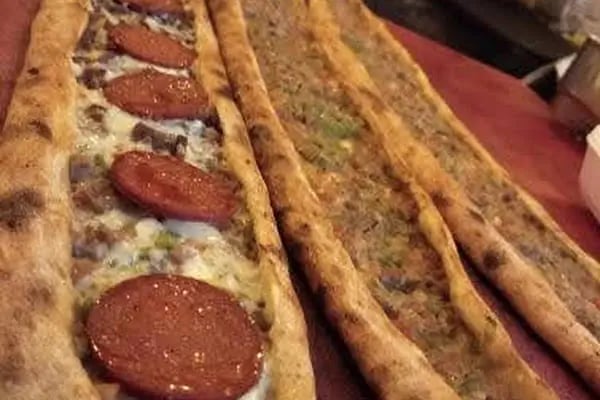 Meşhur Öz Tokatlılar Pide Salonu - Resim 6