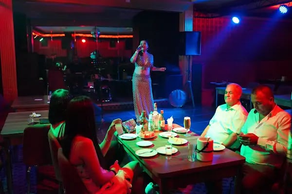 Şanzalize Bar - Resim 4