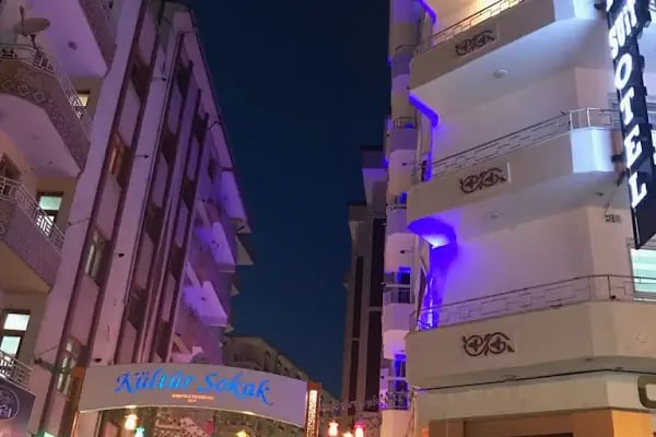 Golden Suit Otel - Resim 14